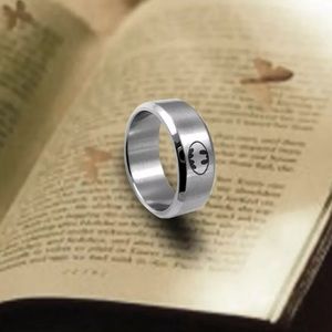 Men’s/Women’s Silver Batman Ring. New!!! 🦇